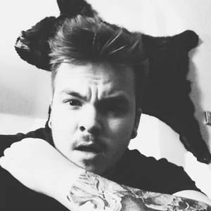 Meet your Posher, Kami-lee